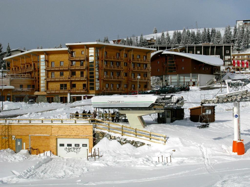 Les Balcons De Recoin - Chamrousse Aparthotel Ngoại thất bức ảnh