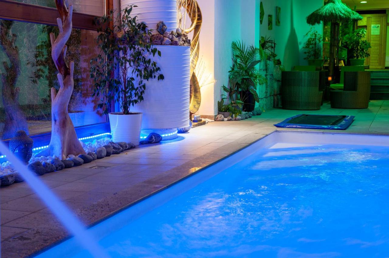 Les Balcons De Recoin - Chamrousse Aparthotel Ngoại thất bức ảnh